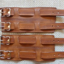 Kožené morené zápästníky, šírka 8 cm,13€ 